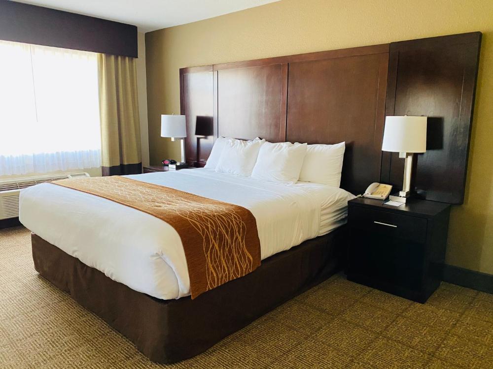 Room image 3